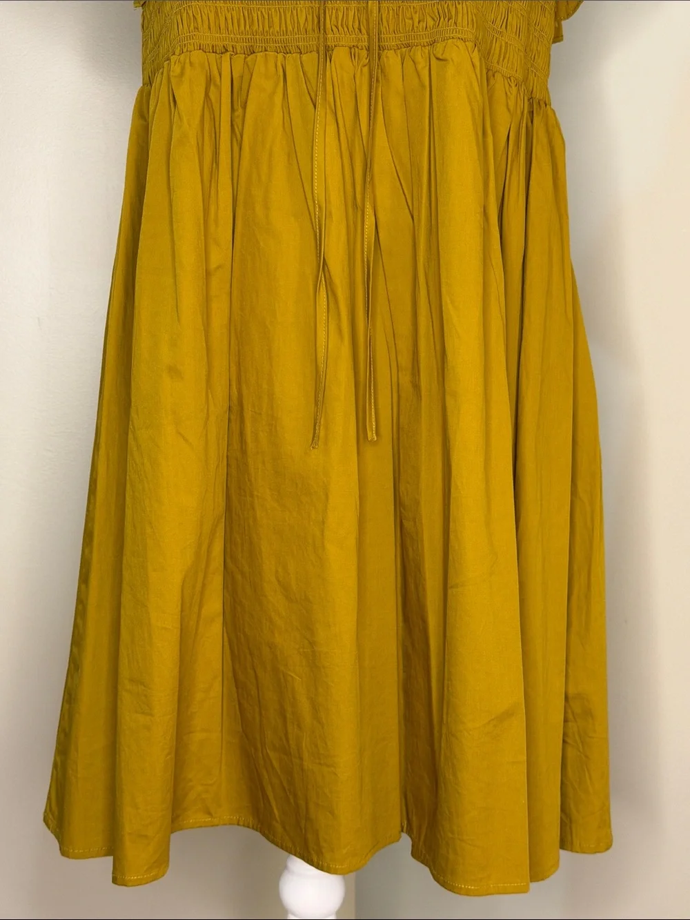 Moon River Mustard Smocked Short Sleeve Women’s Dress Size Medium